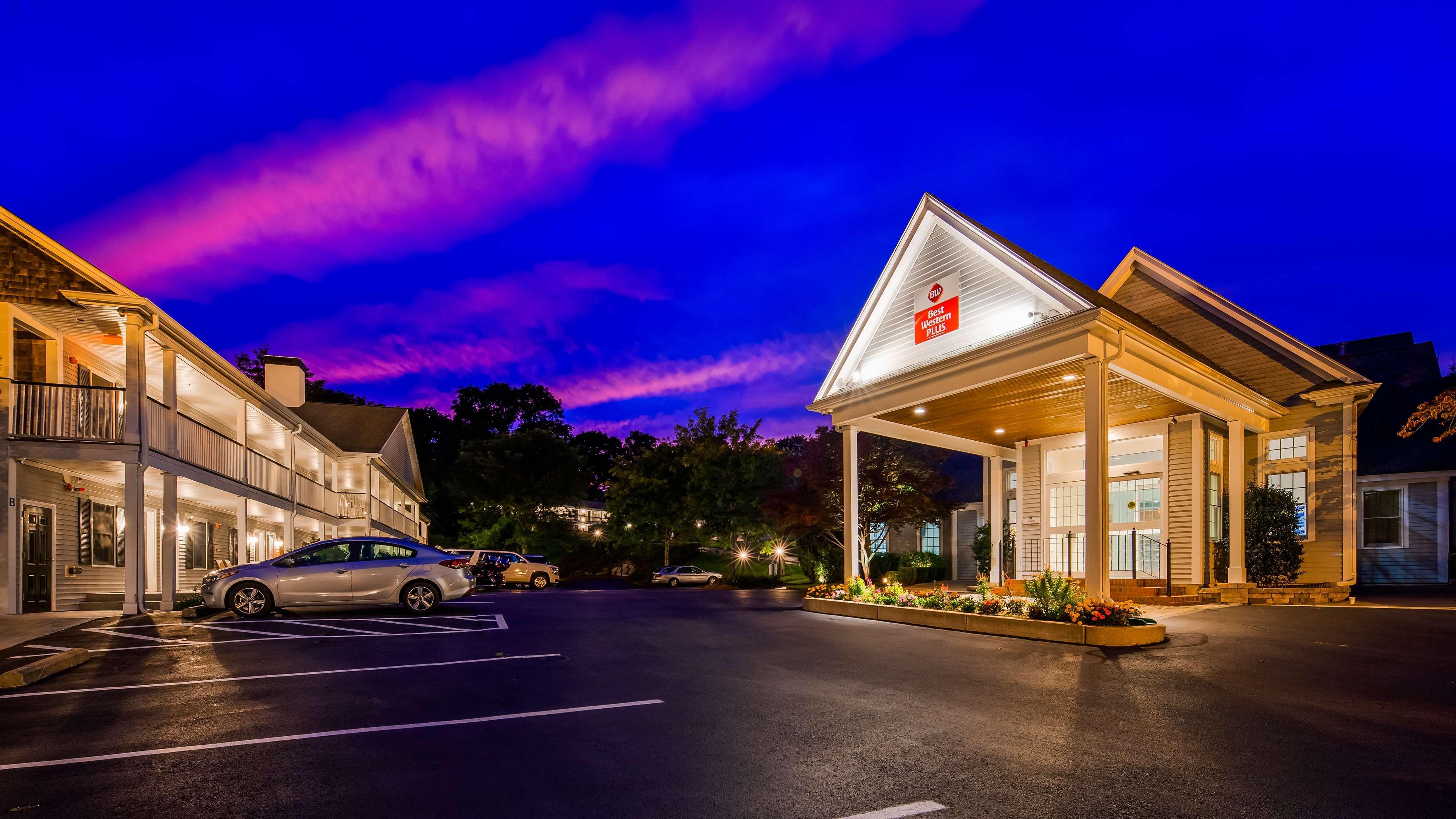 Best Western Plus Cold Spring Plymouth Exterior foto